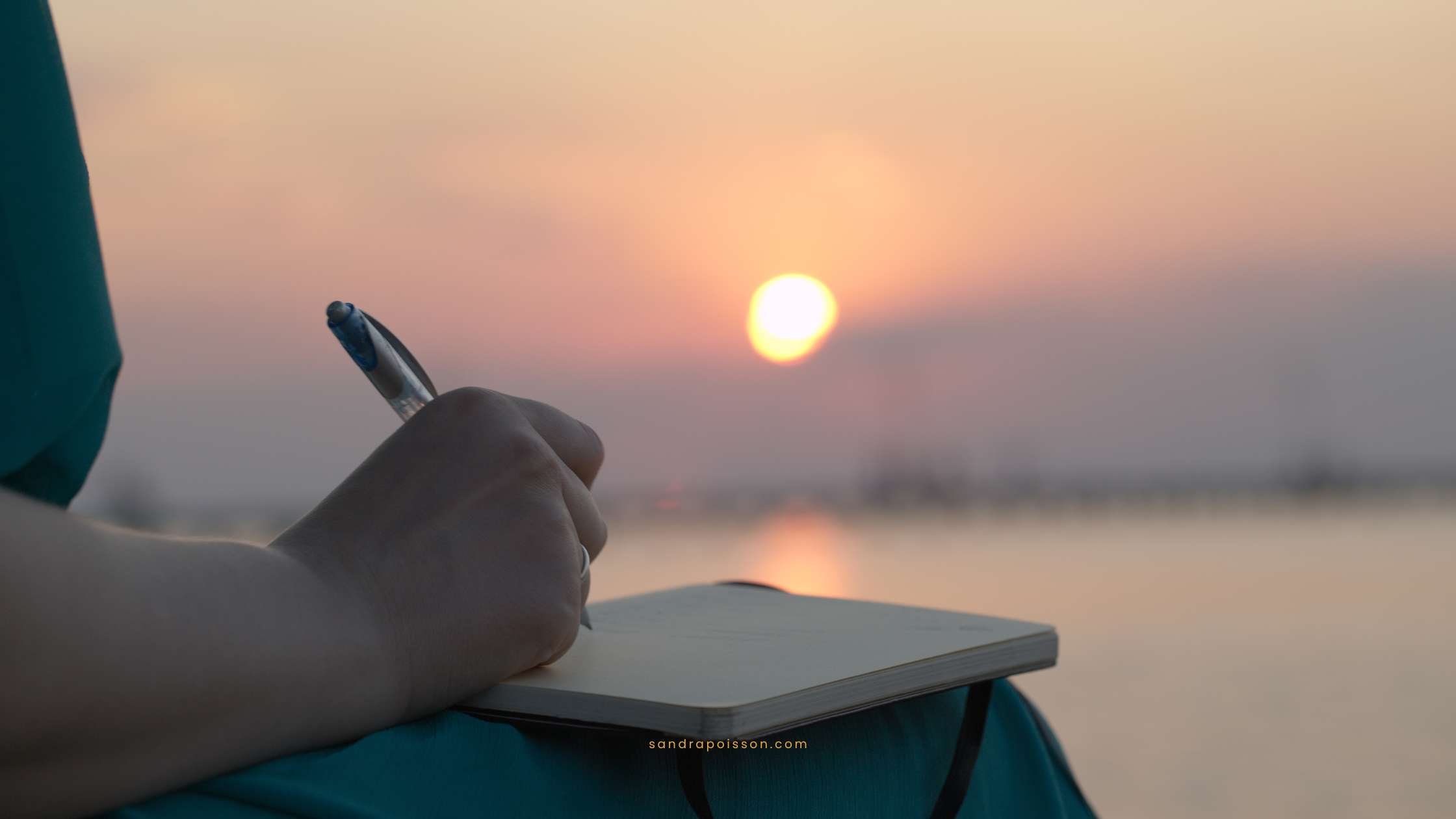 5 choses à faire pendant la nouvelle lune pour attirer le succès et l’abondance 🌙